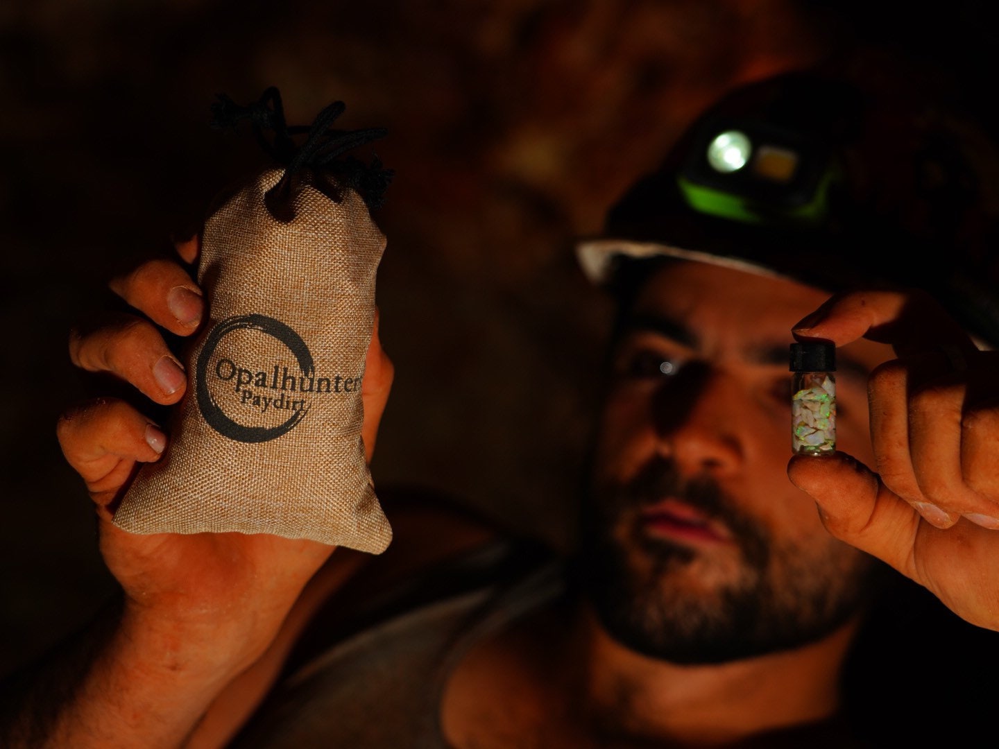 Opal Hunters Paydirt / Opal Paydirt