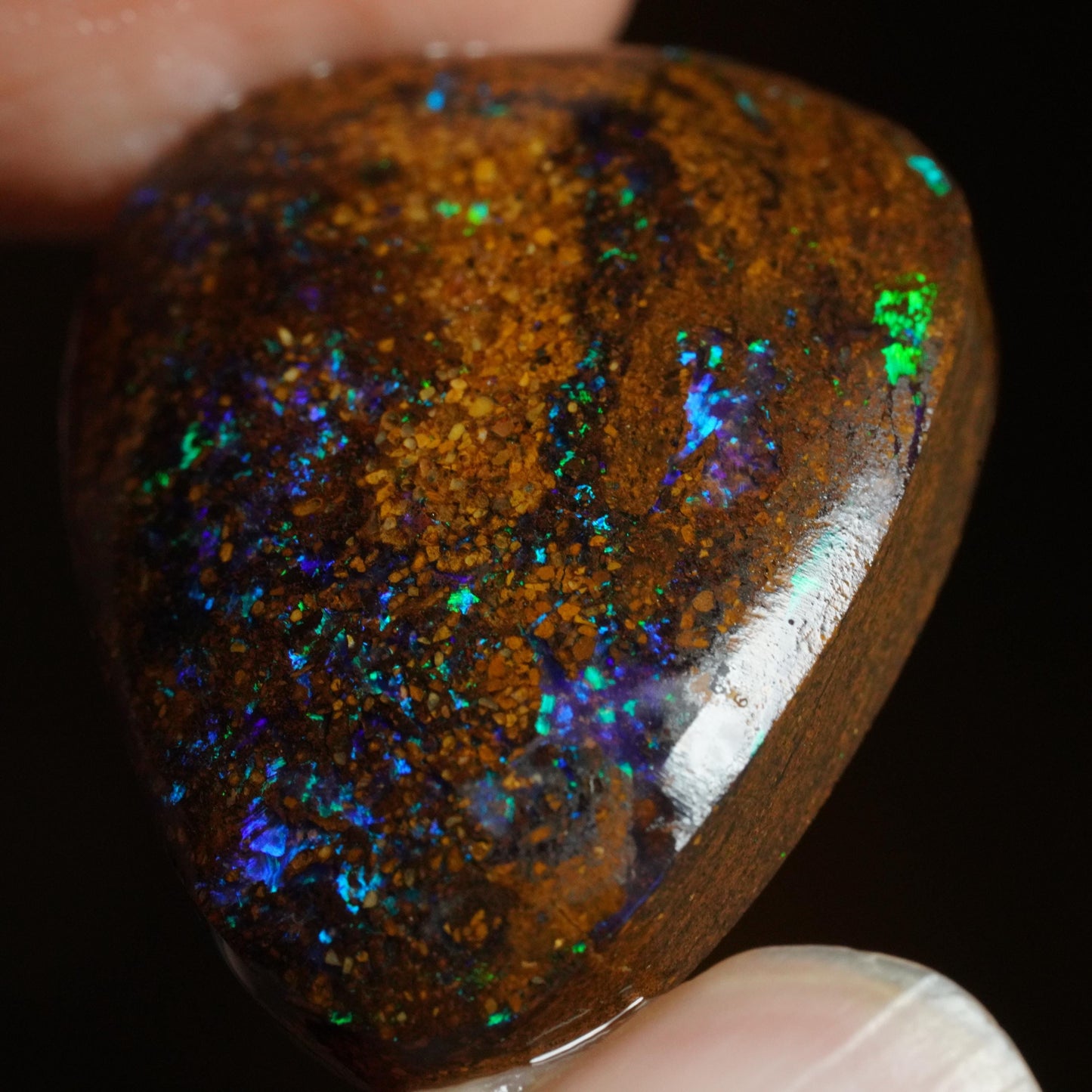 Boulder Opal Rub