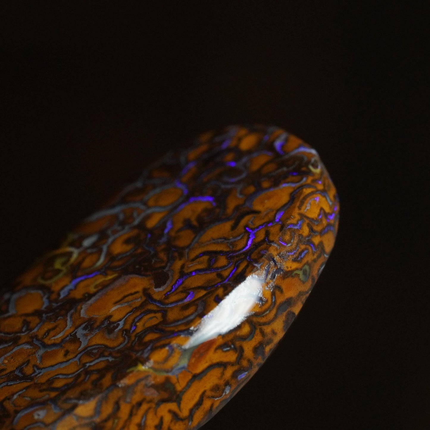 Boulder Opal Rub