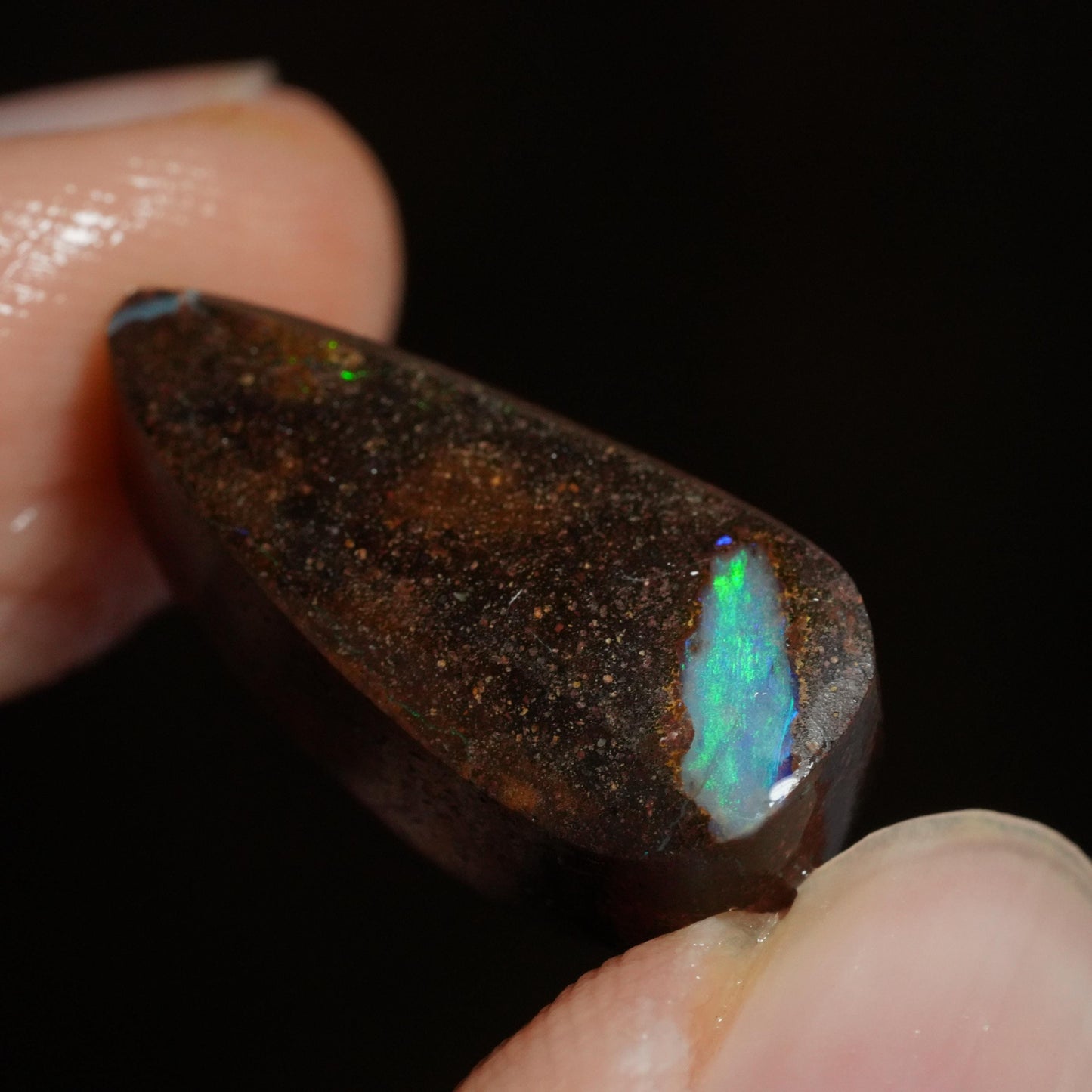 Boulder Opal Rub