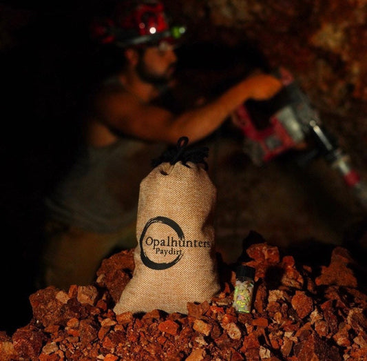Opal Hunters Paydirt / Opal Paydirt