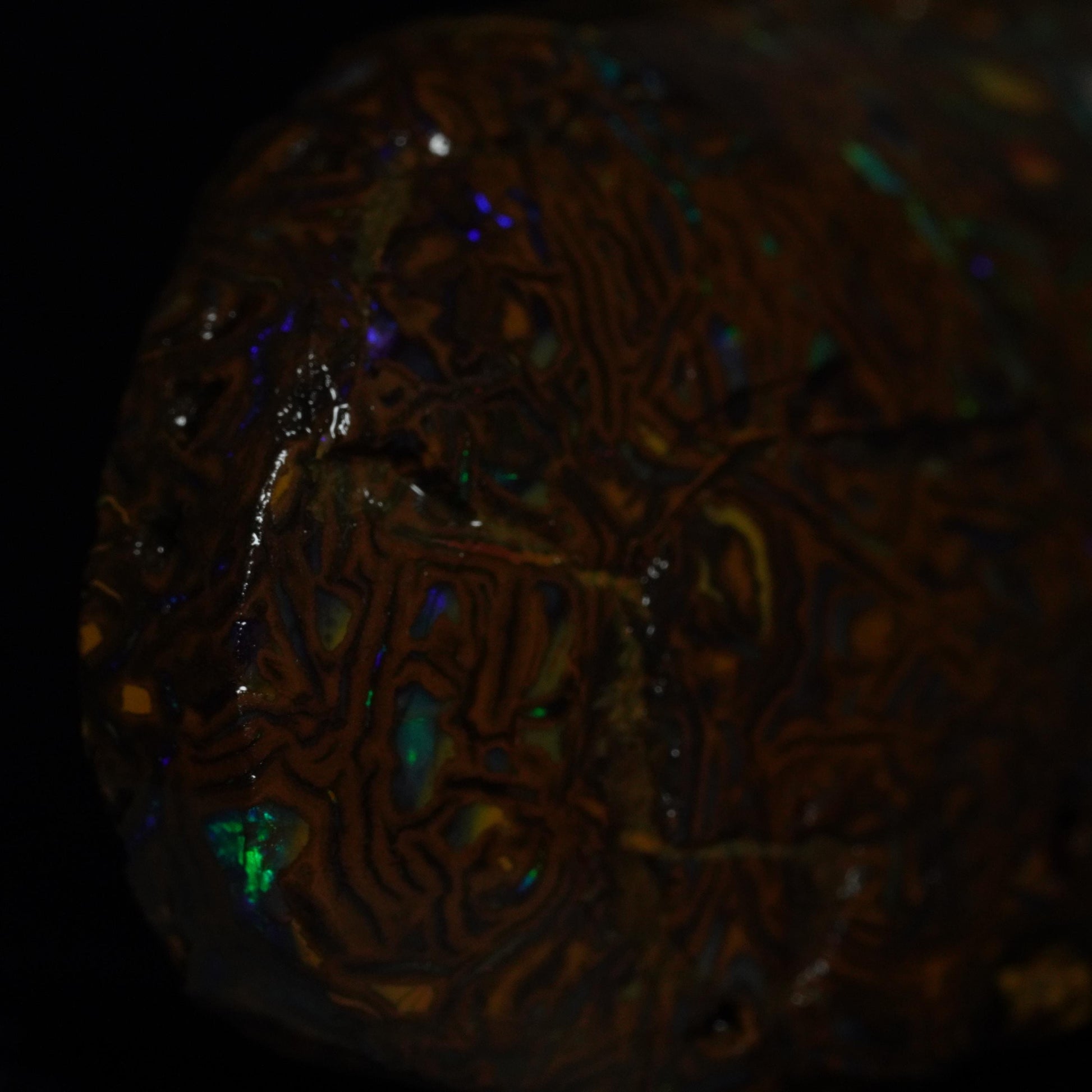 Boulder Opal Rub