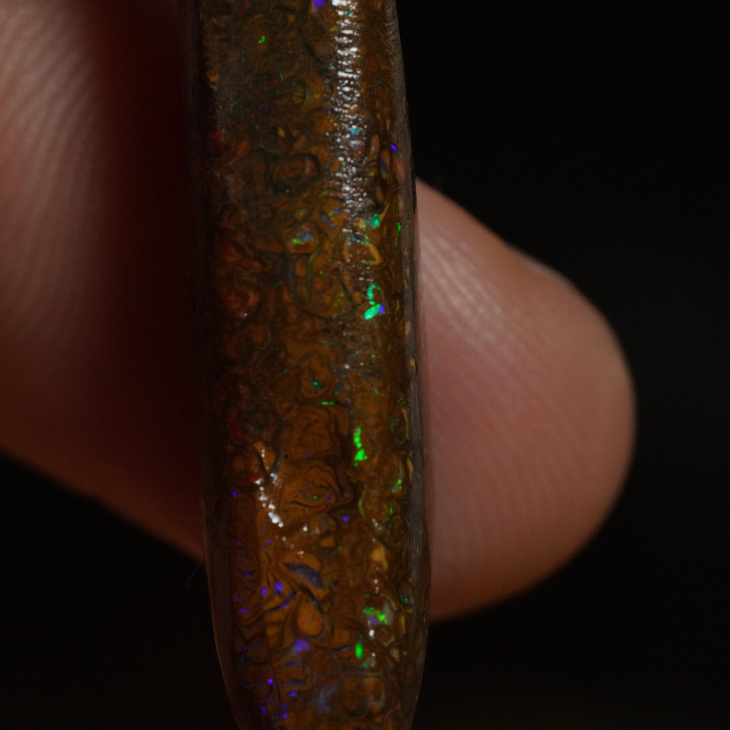 Boulder Opal Rub