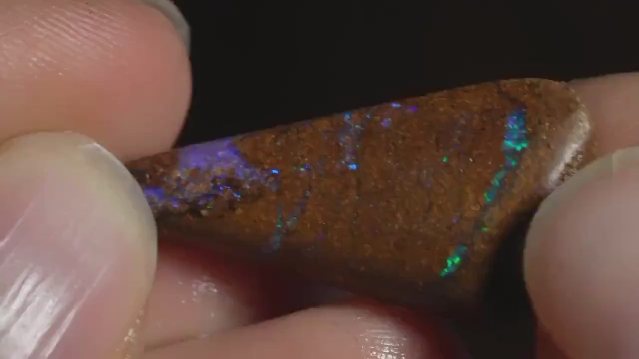 Boulder Opal Rub